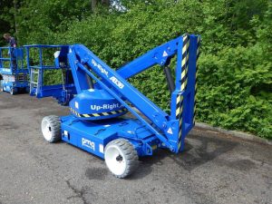 14 Meter Articulating Electric Boom Lift - UPRIGHT AB38