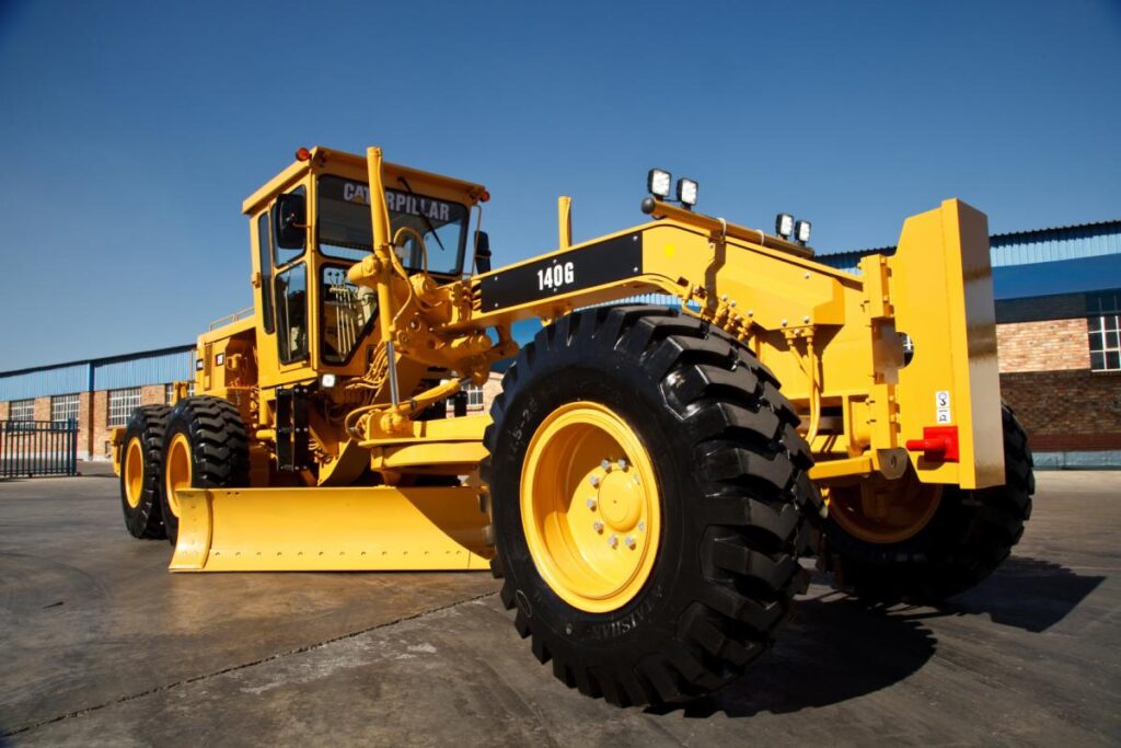 cat140g 1.jpg